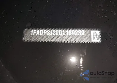 2013 Ford Focus Titanium z USA, uszkodzony, nr VIN 1FADP3J20DL189239